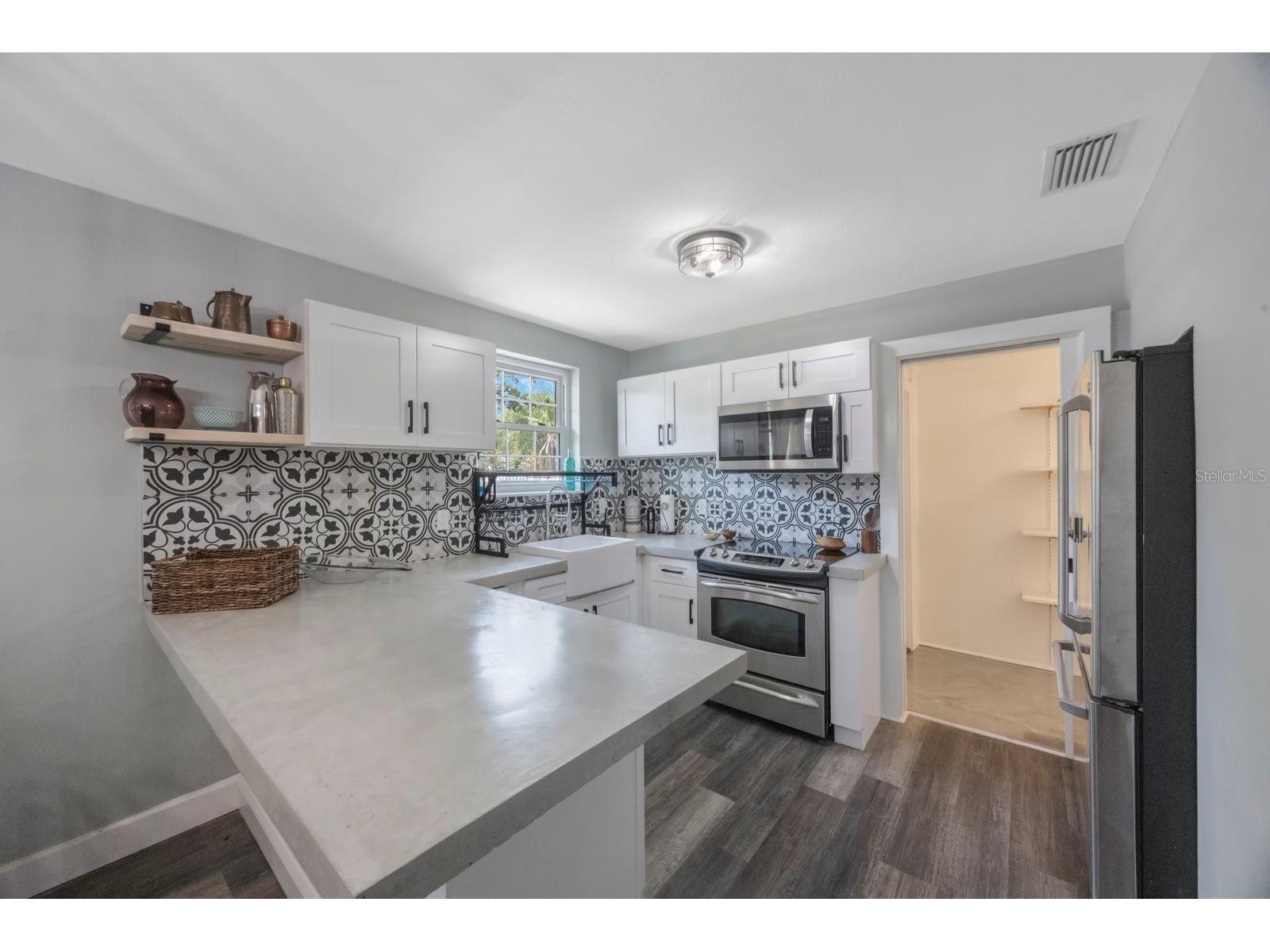 1010 E Fern Street Tampa FL 33604 TB8477016 image11