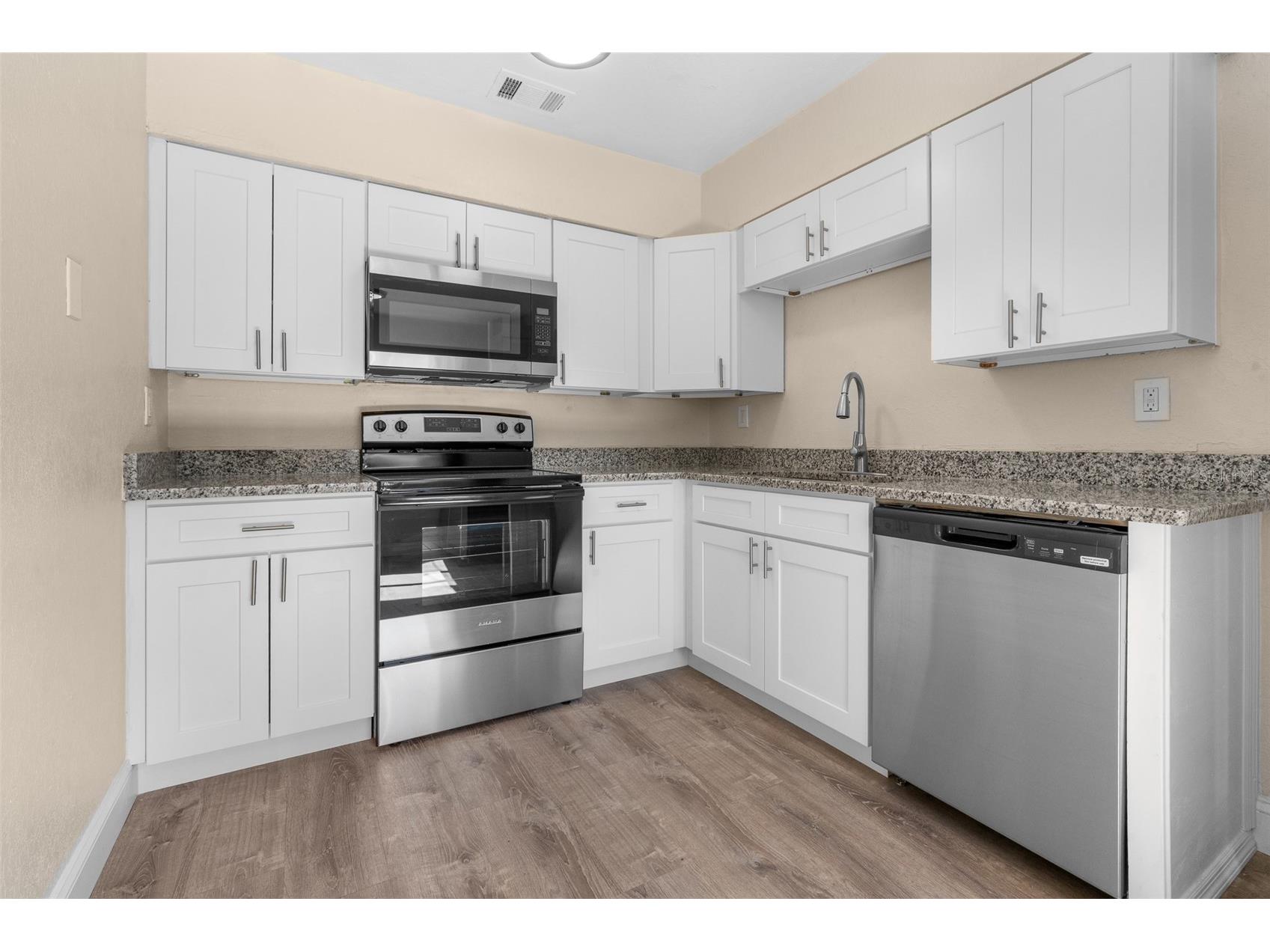 1010 Fairmont Street Clearwater FL 33755 TB8468133 image12