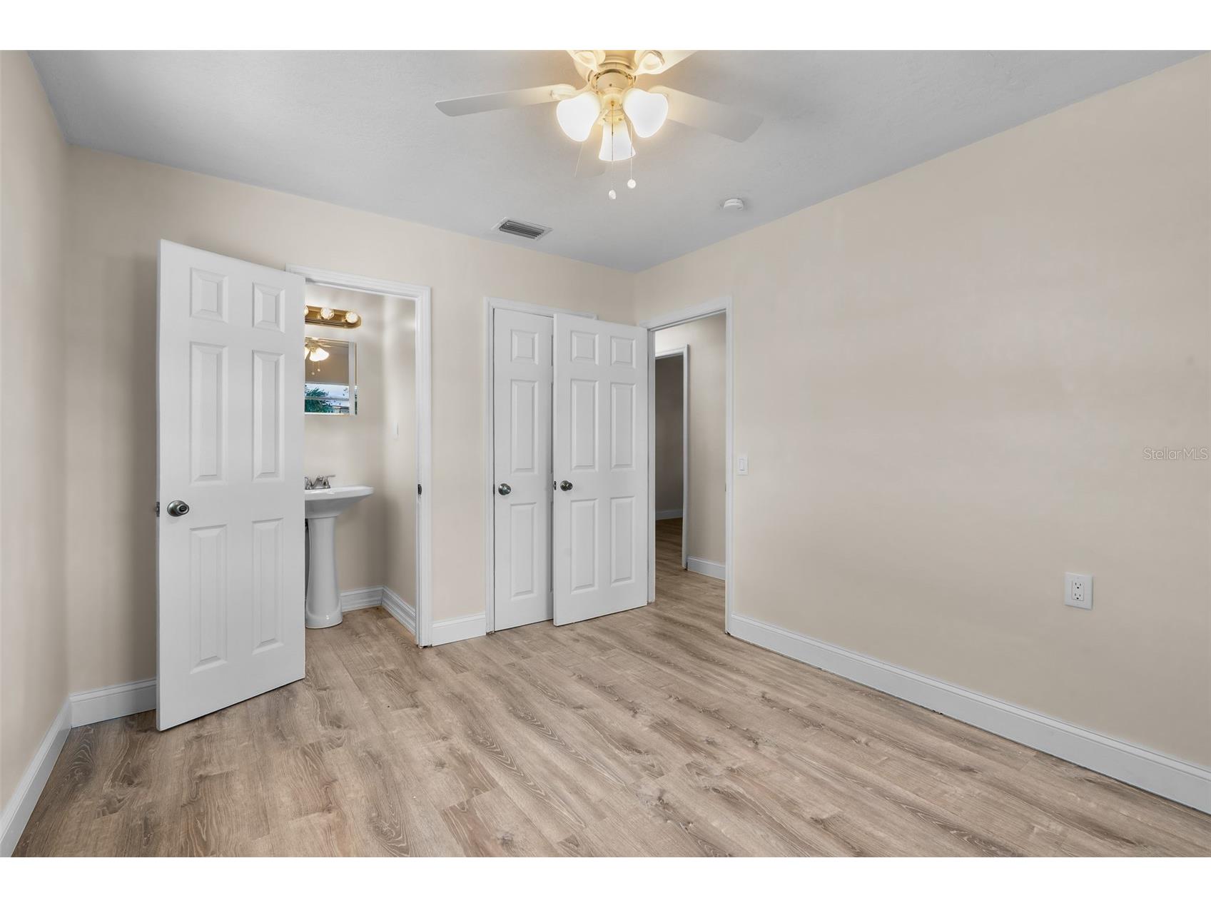 1010 Fairmont Street Clearwater FL 33755 TB8468133 image28