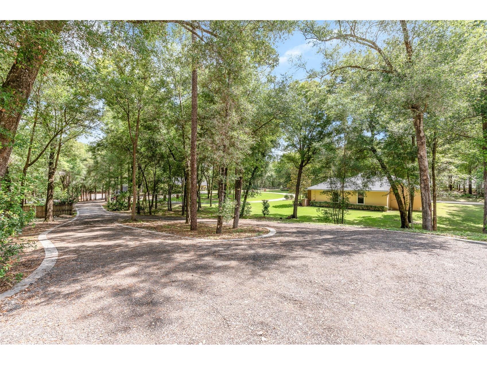 1010 Geryl Way Deland FL 32724 V4949127 image45