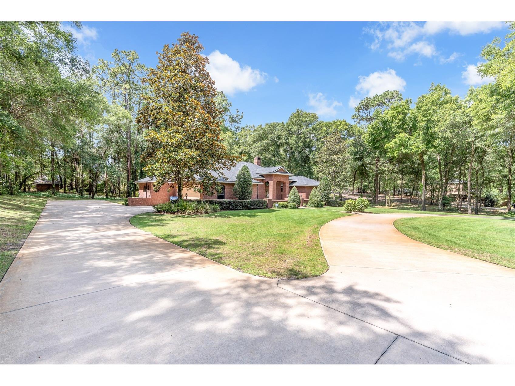 1010 Geryl Way Deland FL 32724 V4949127 image48