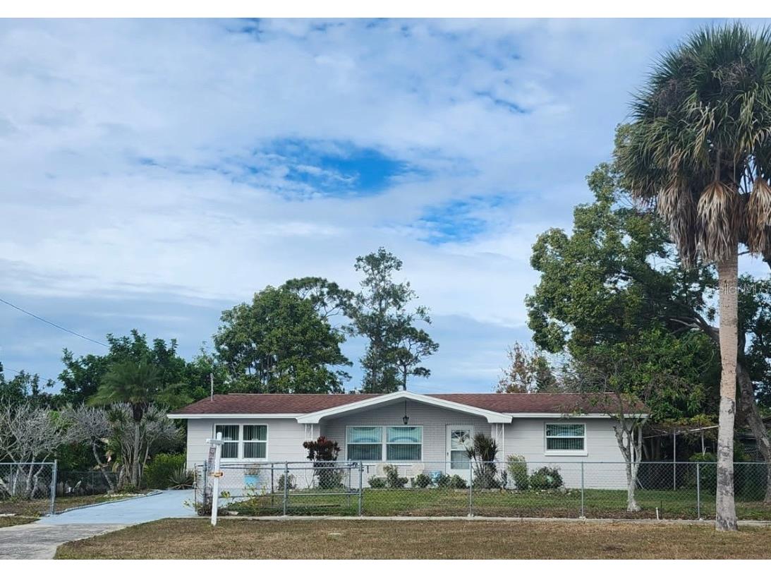 1010 Gulf Road Tarpon Springs FL 34689 TB8427518 image1