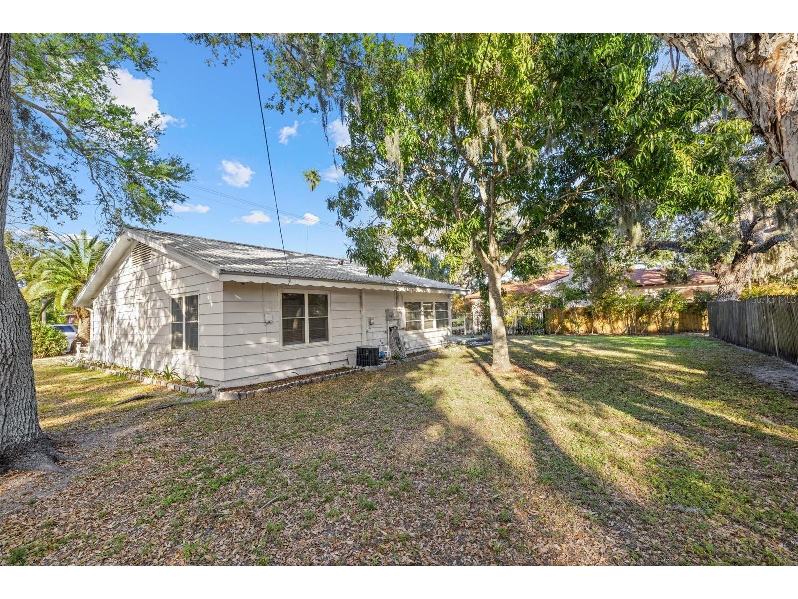 1010 Indian Beach Drive Drive Sarasota FL 34234 - SARASOTA BAY A4680856 image7