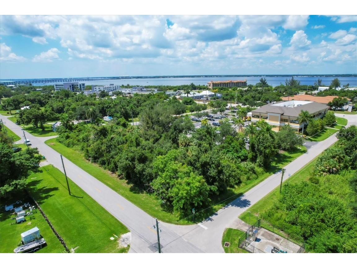 1010 Lavilla Road Punta Gorda FL 33950 D6137183 image2