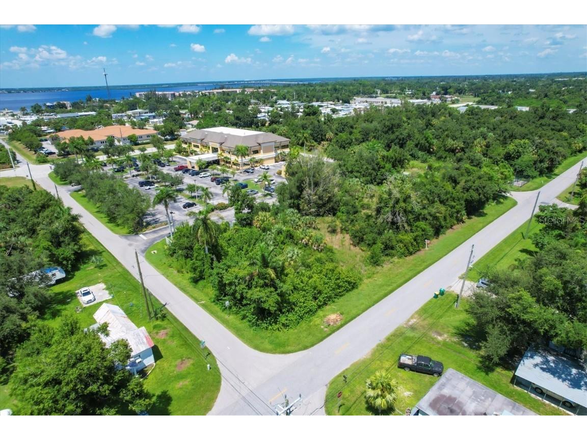 1010 Lavilla Road Punta Gorda FL 33950 D6137183 image3