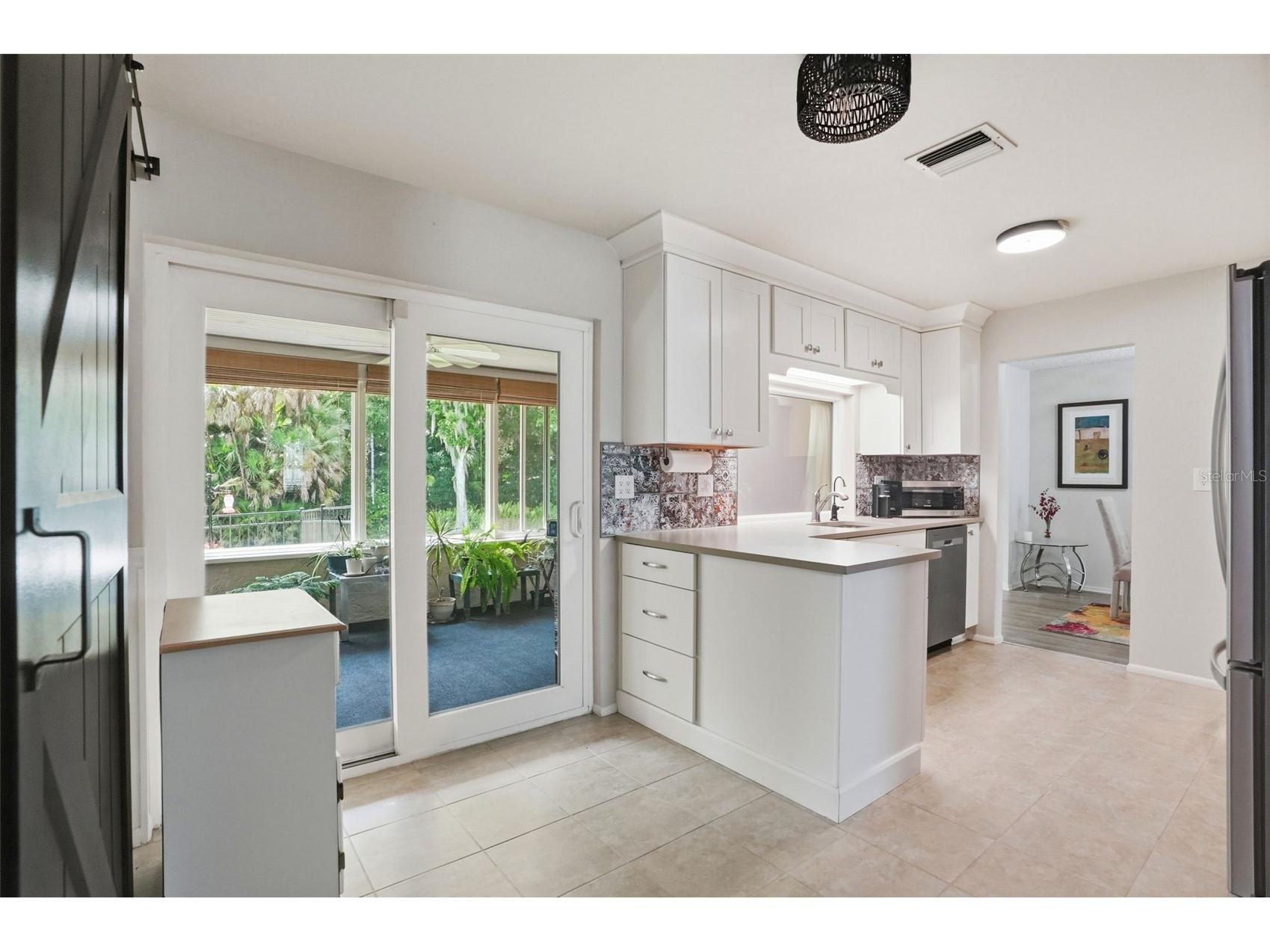 1010 Mainsail Way Palm Harbor FL 34685 W7884808 image7