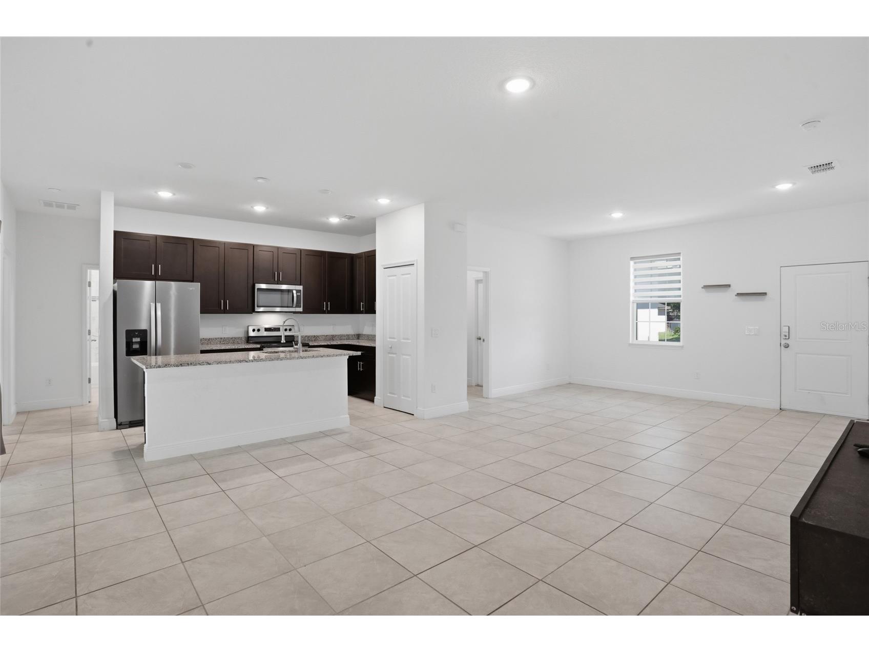 1010 Mayfair Place Kissimmee FL 34758 O6399858 image2