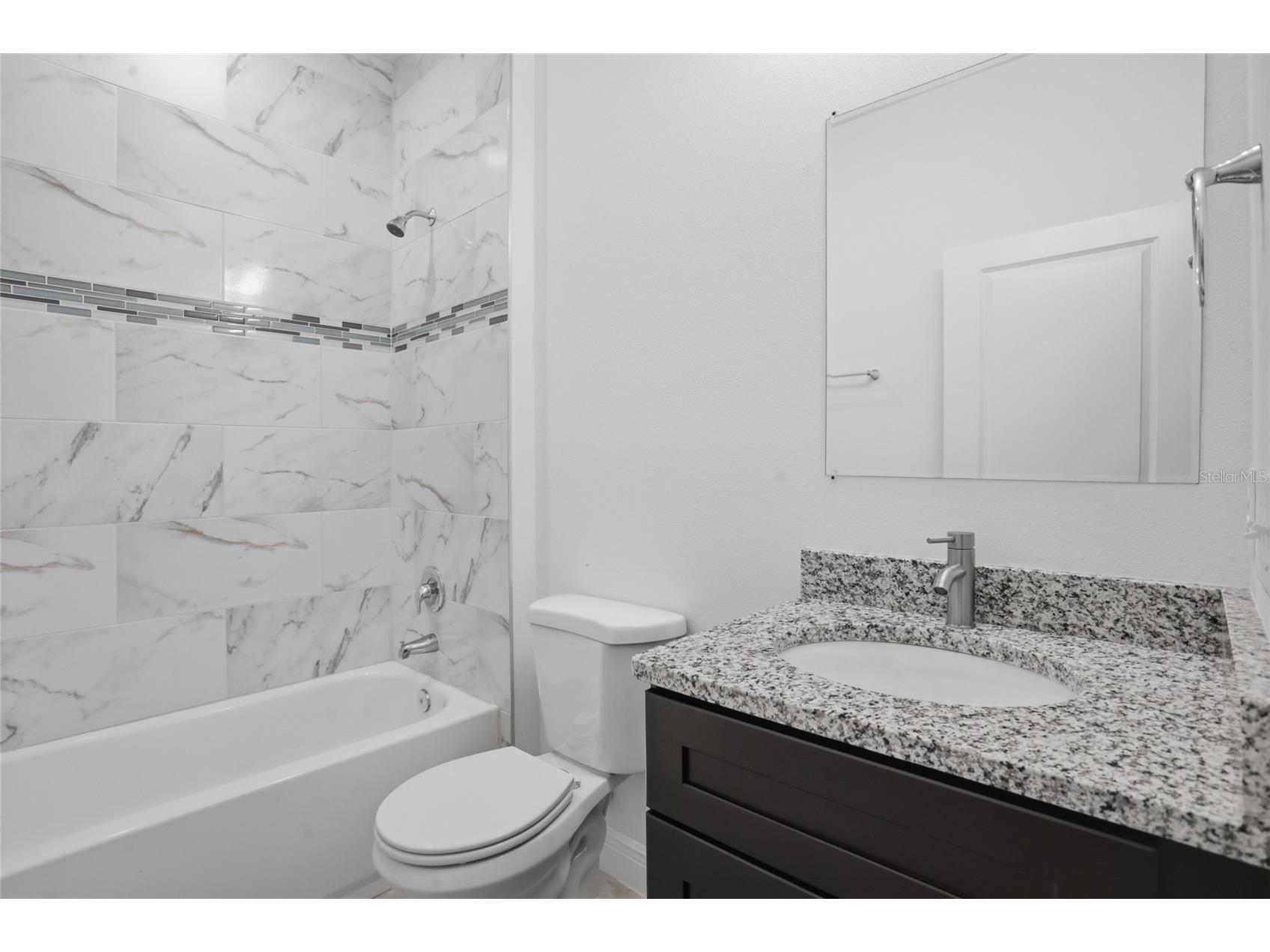 1010 Mayfair Place Kissimmee FL 34758 O6399858 image20