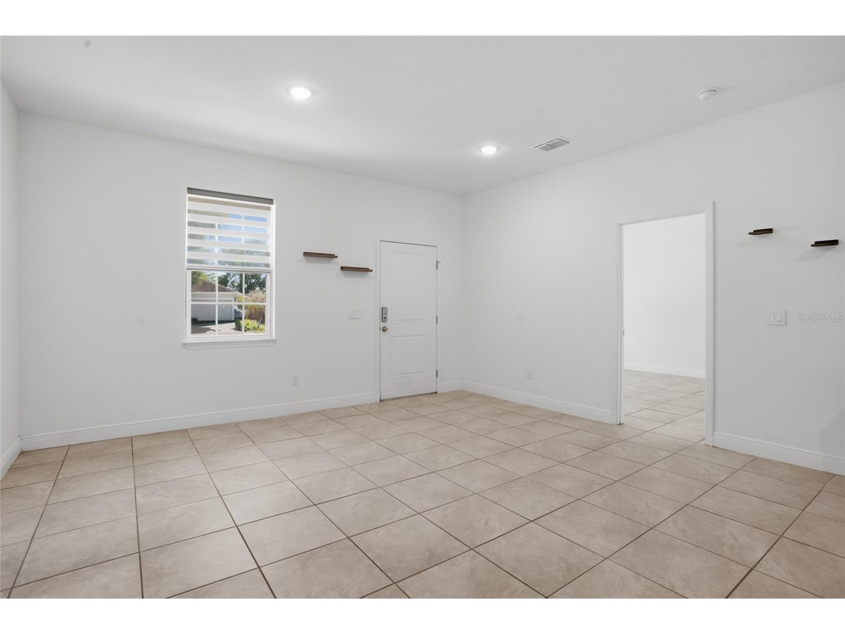 1010 Mayfair Place Kissimmee FL 34758 O6399858 image4