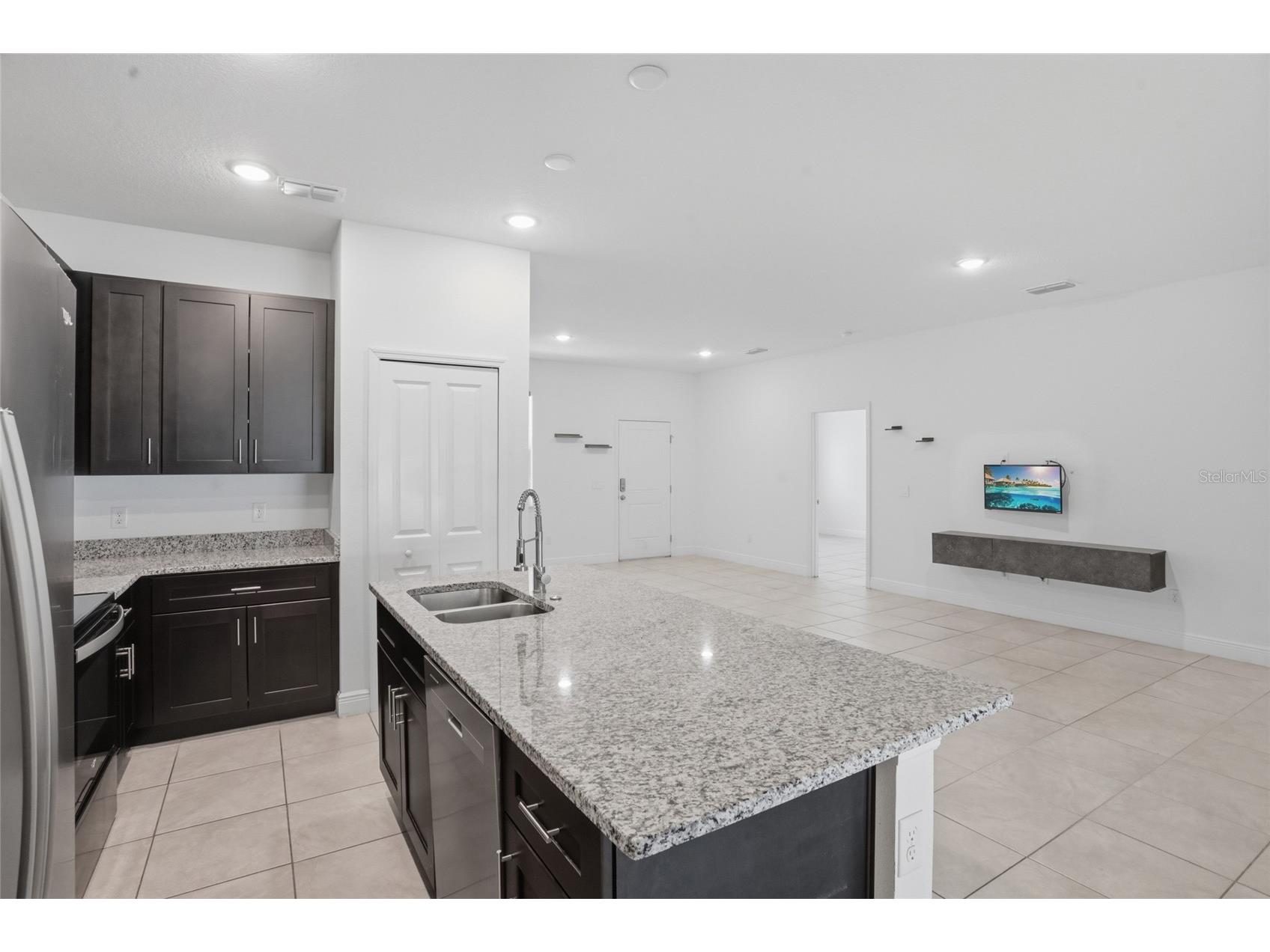 1010 Mayfair Place Kissimmee FL 34758 O6399858 image7