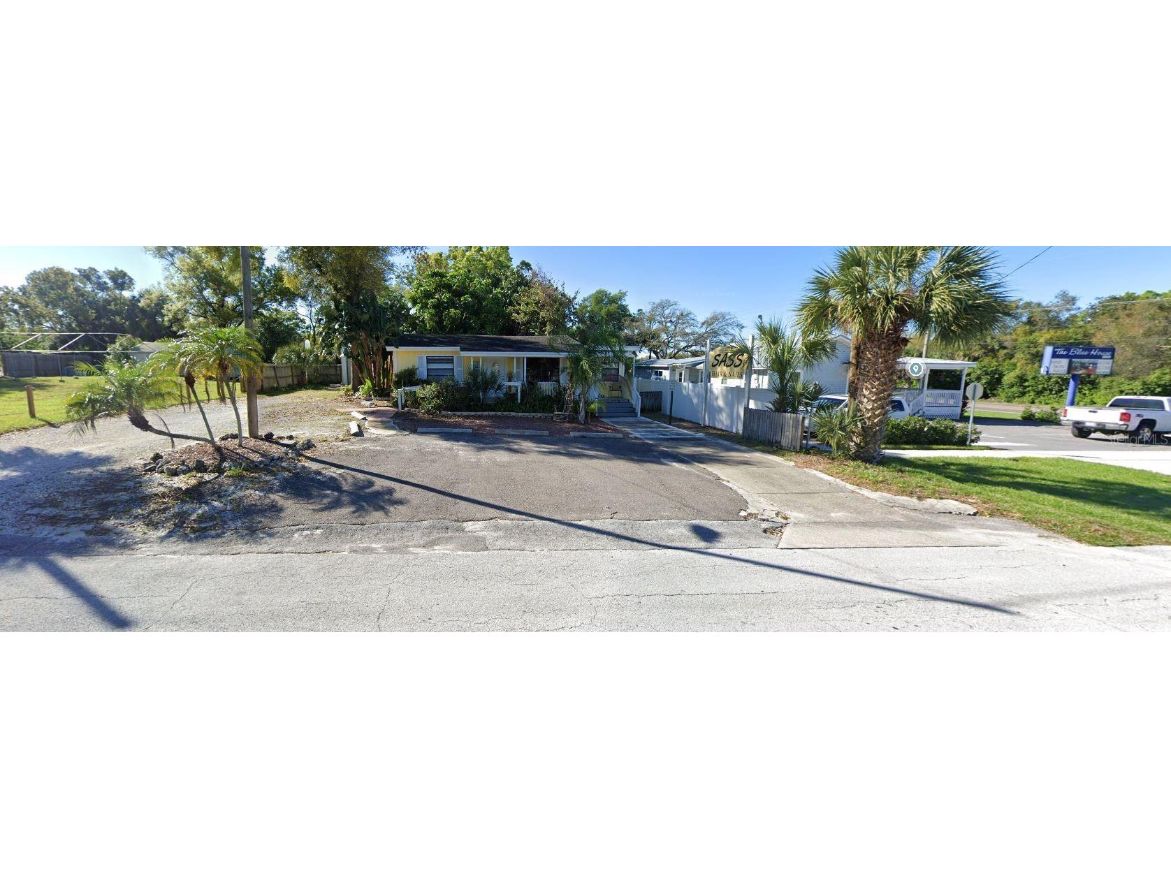 1010 Michigan Avenue Palm Harbor FL 34683 U8213668 image1