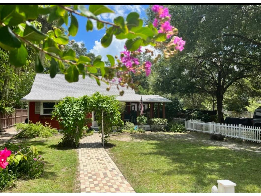 1010 N Clayton Street Mount Dora FL 32757 O6114591 image1