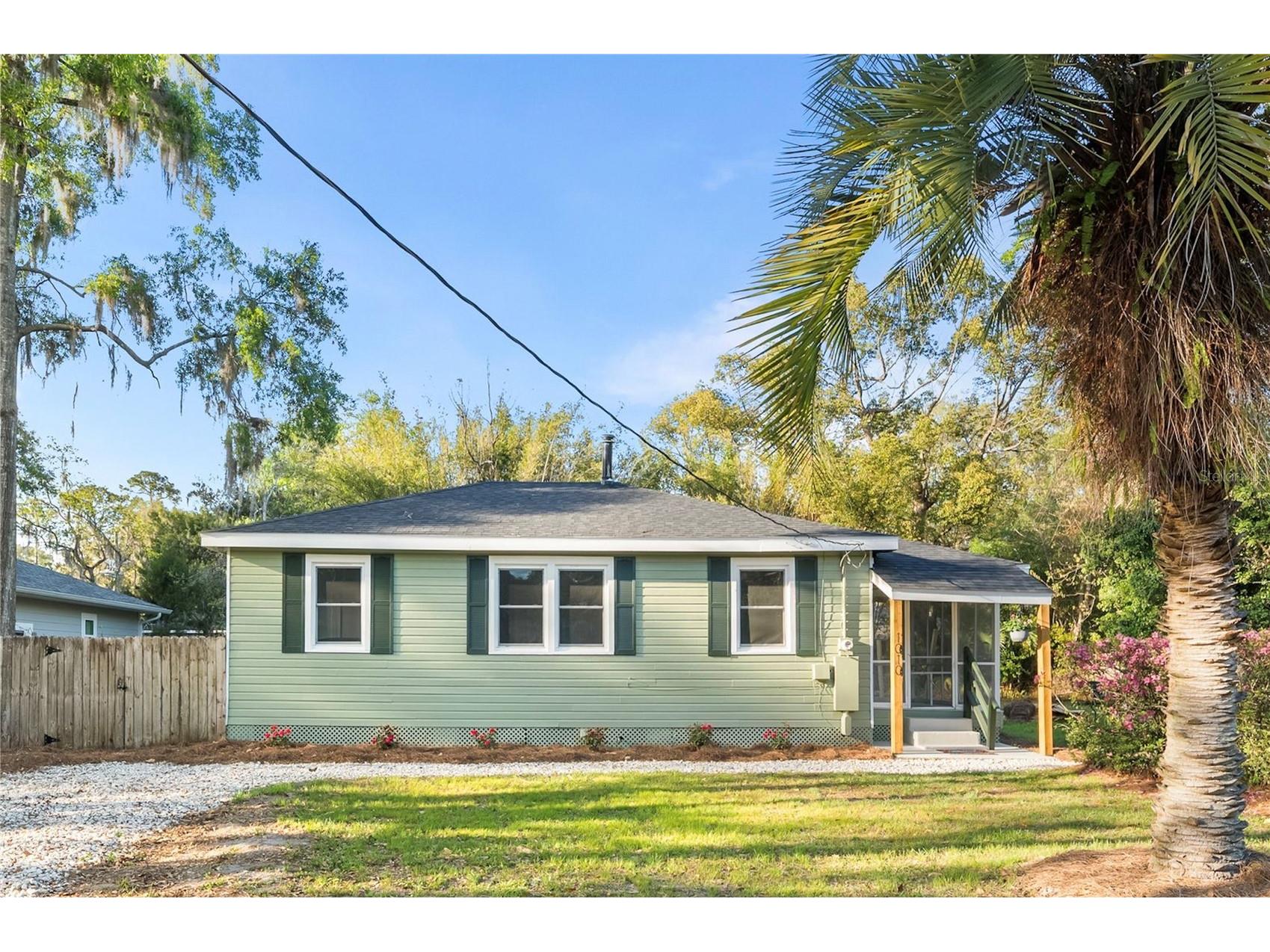 1010 NE 7th Place Gainesville FL 32601 GC538580 image1