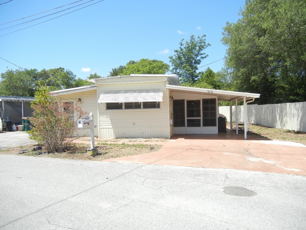 1010 Oakland Circle Tavares FL 32778 G5088672 image1