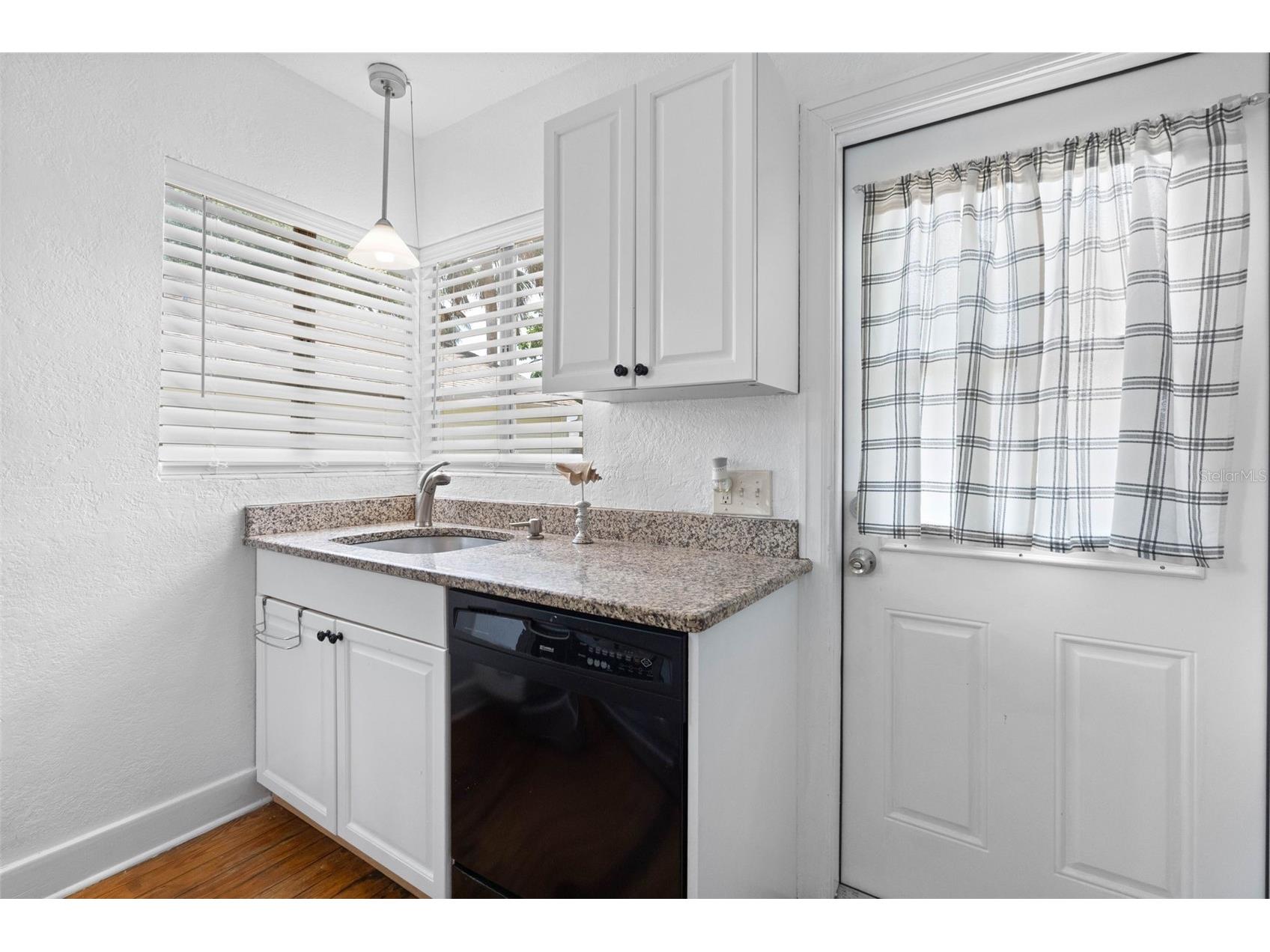 1010 Osage Street Clearwater FL 33755 TB8531869 image14