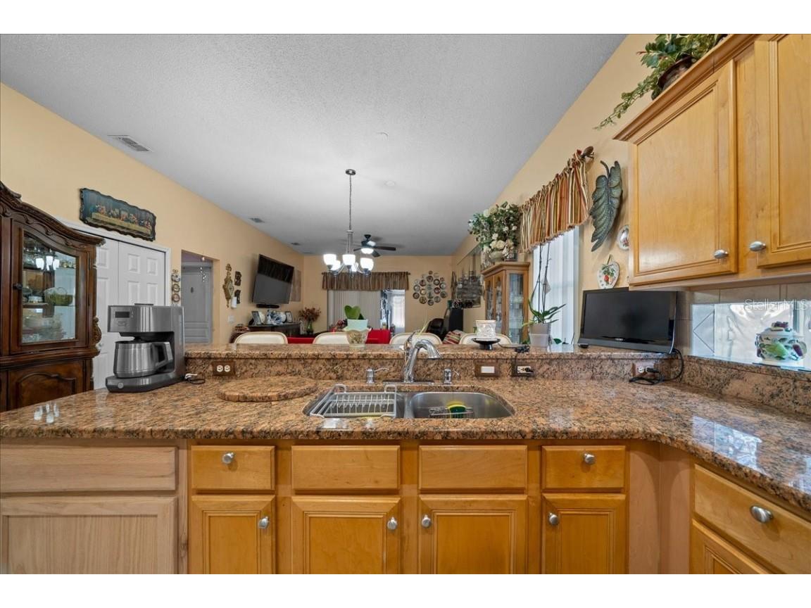 1010 Raining Meadows Lane Orlando FL 32824 OM712437 image17