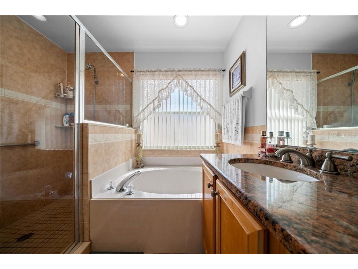 1010 Raining Meadows Lane Orlando FL 32824 OM712437 image28