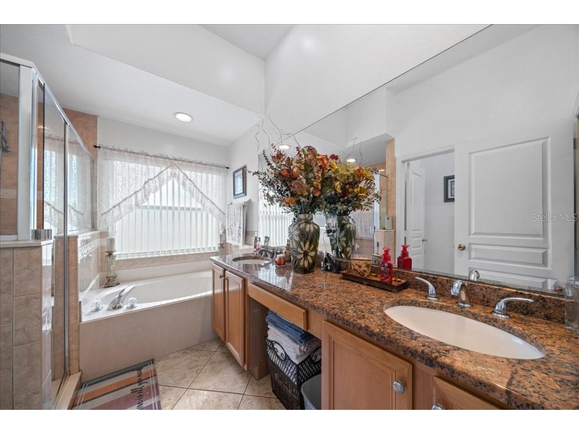 1010 Raining Meadows Lane Orlando FL 32824 OM712437 image29