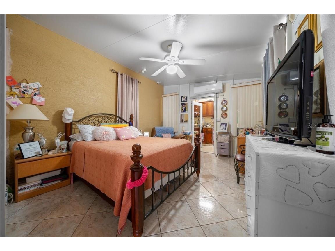 1010 Raining Meadows Lane Orlando FL 32824 OM712437 image41