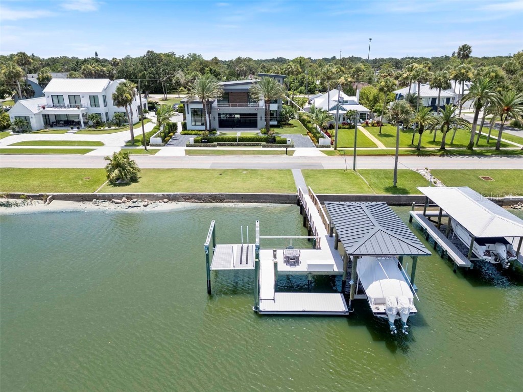 1010 S Riverside Drive New Smyrna Beach FL 32168 - INDIAN RIVER / INTRACOASTAL O6316580 image1