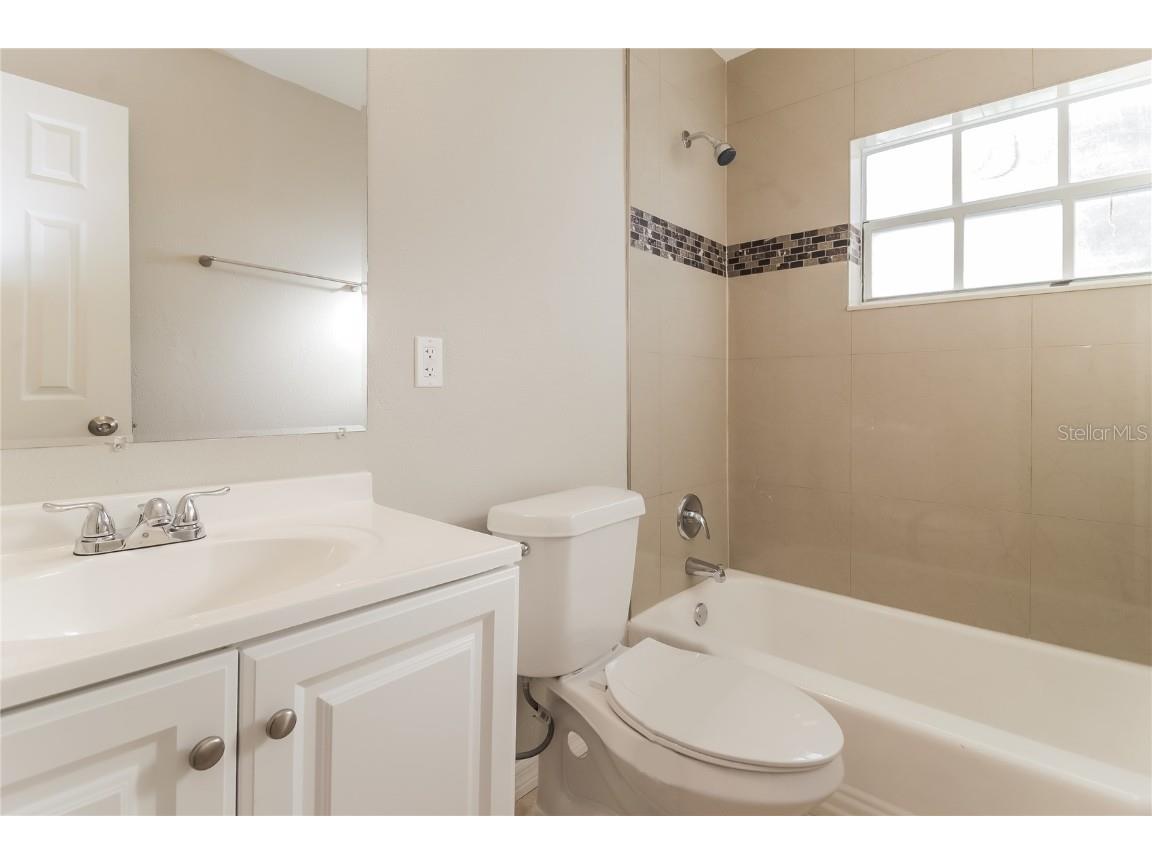 1010 Sierra Lane Orlando FL 32807 TB8439951 image14