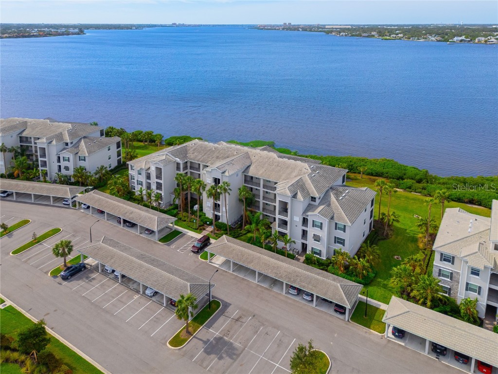 1010 Tidewater Shores Loop #201 Bradenton FL 34208 - MANATEE RIVER A4629584 image1