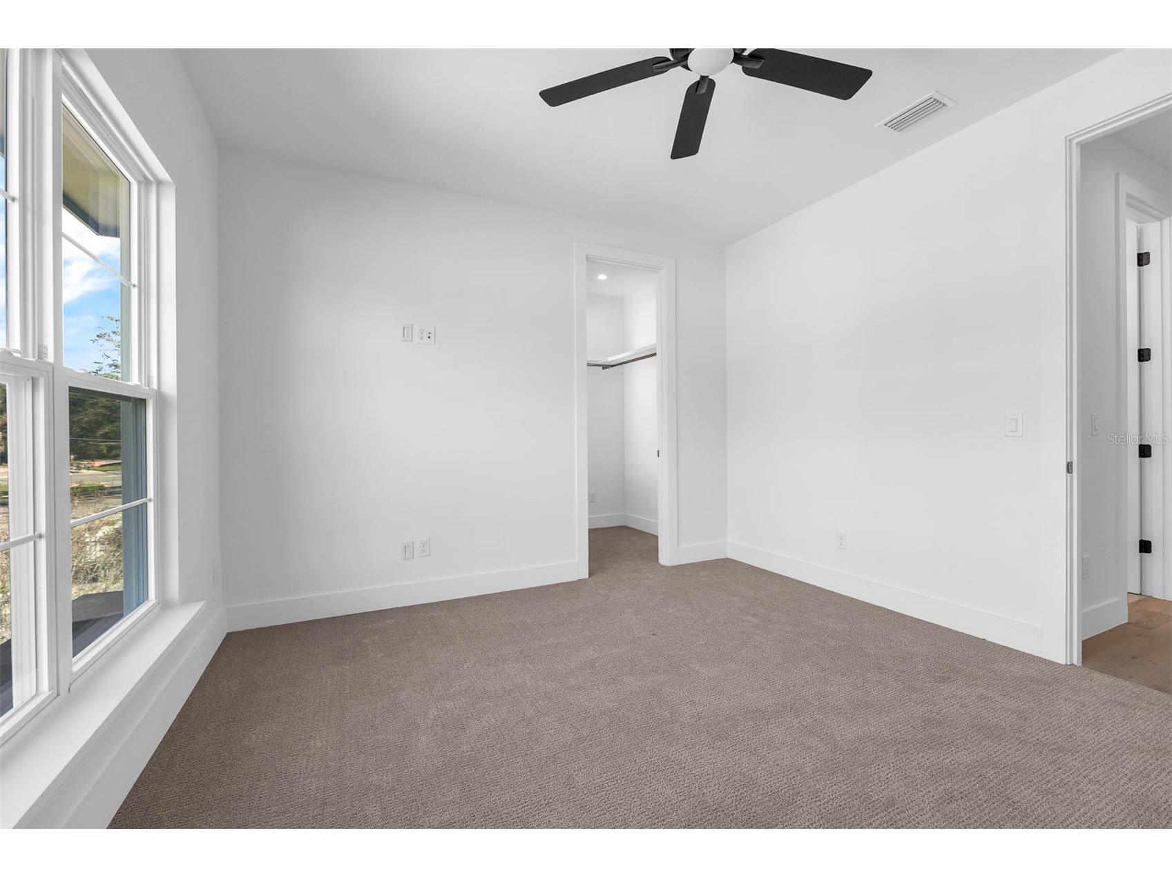 1010 Venetian Avenue Orlando FL 32804 O6375345 image36