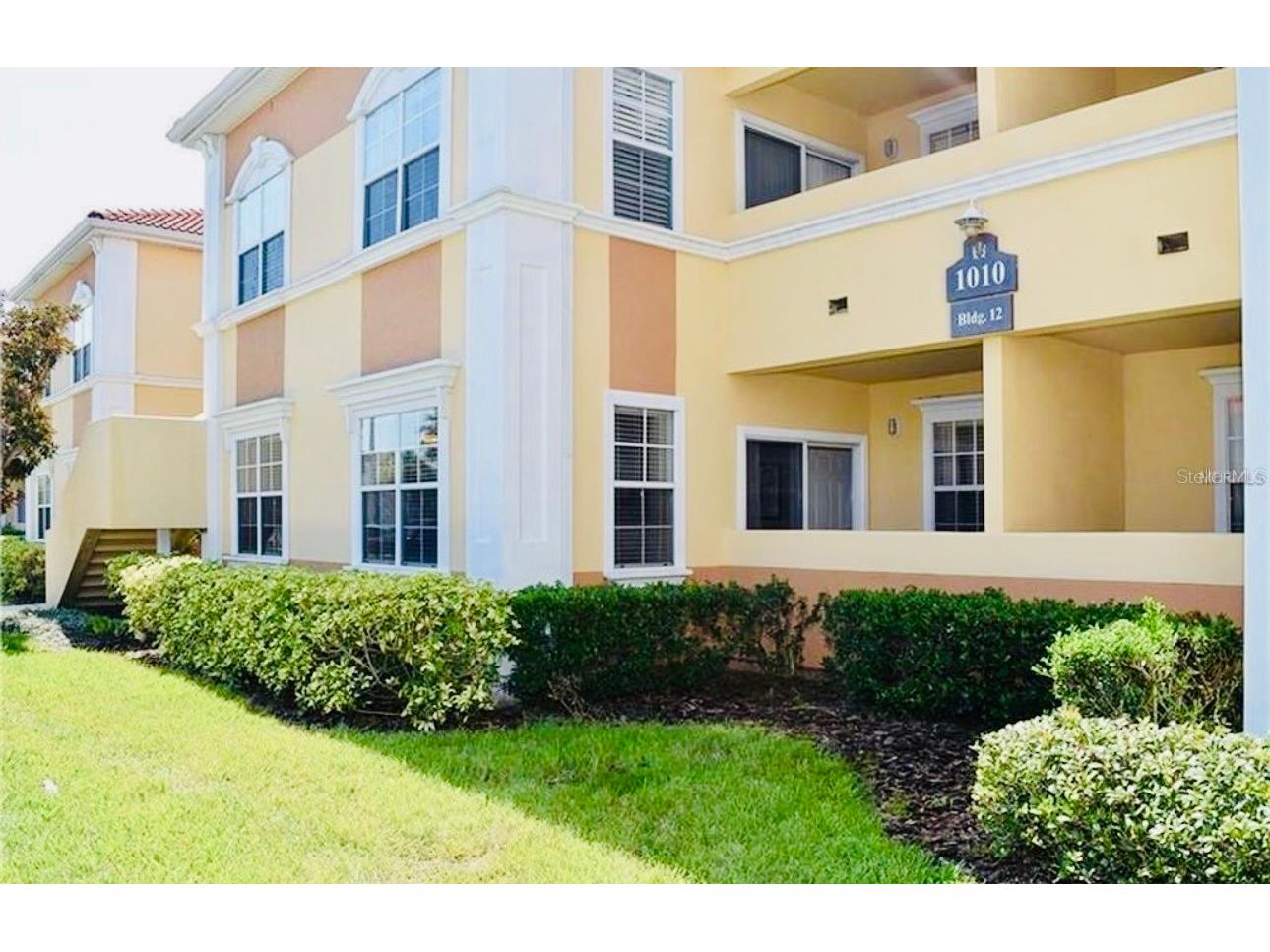 1010 Villagio Circle #104 Sarasota FL 34237 A4677523 image2
