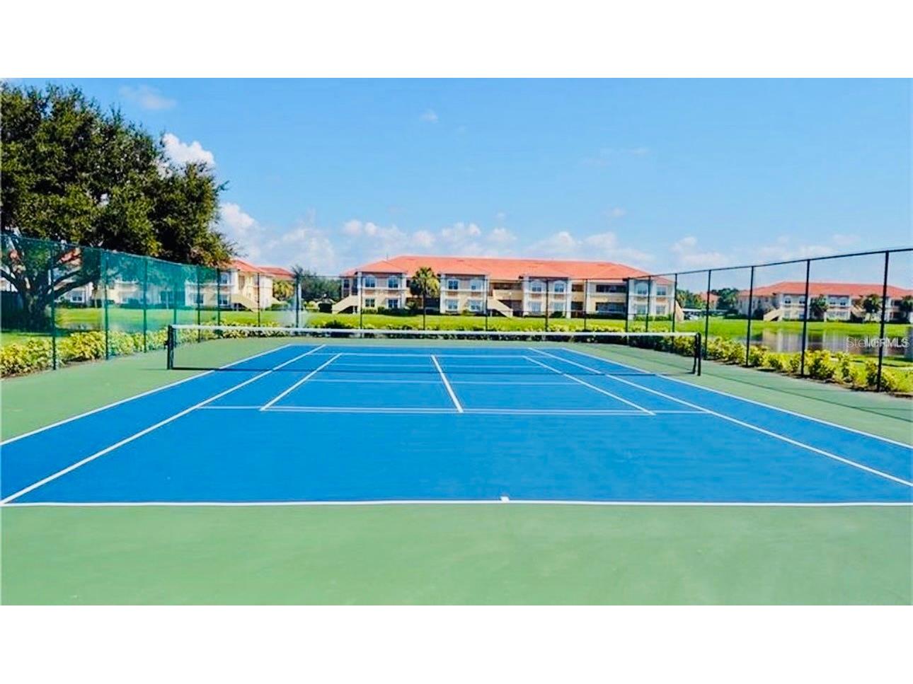 1010 Villagio Circle #104 Sarasota FL 34237 A4677523 image5
