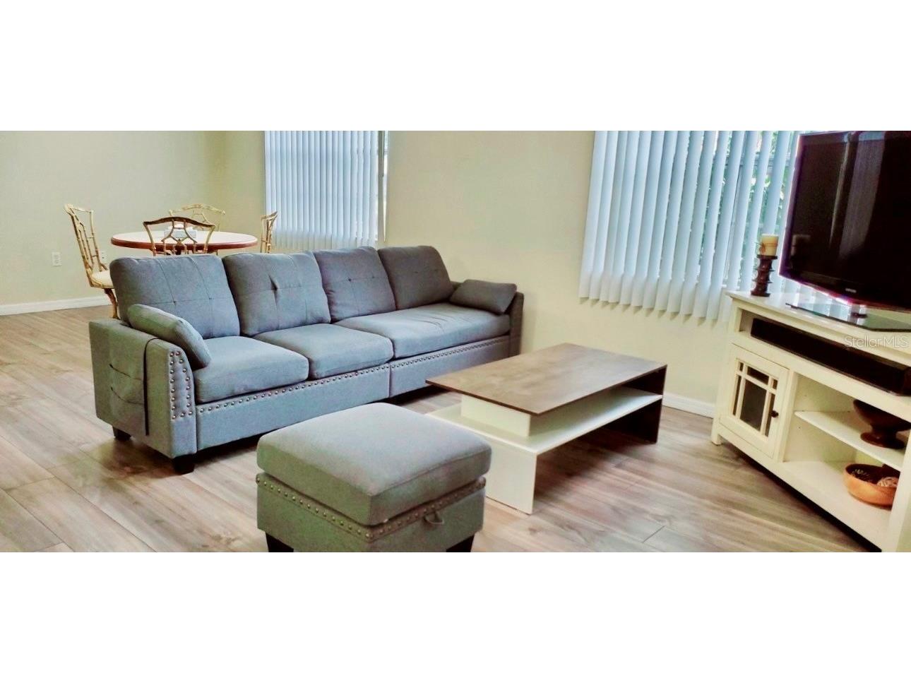 1010 Villagio Circle #104 Sarasota FL 34237 A4677523 image9