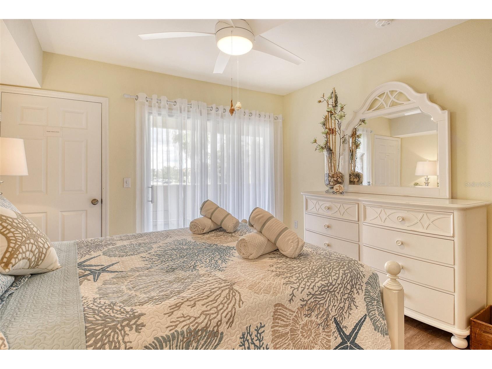 1010 Villagio Circle #201 Sarasota FL 34237 A4697851 image18