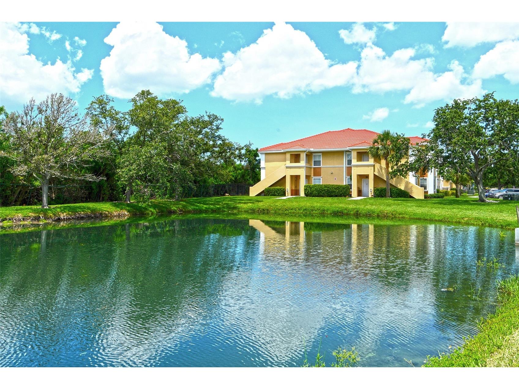1010 Villagio Circle #201 Sarasota FL 34237 A4697851 image27