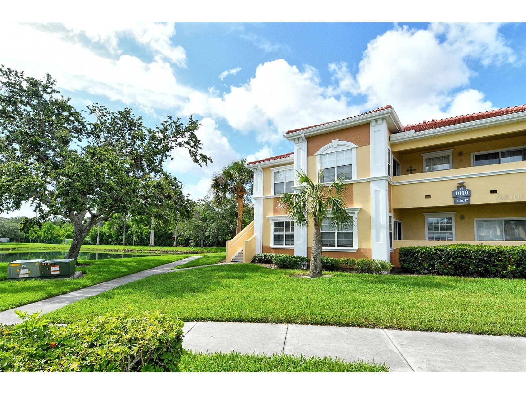 1010 Villagio Circle #201 Sarasota FL 34237 A4697851 image3