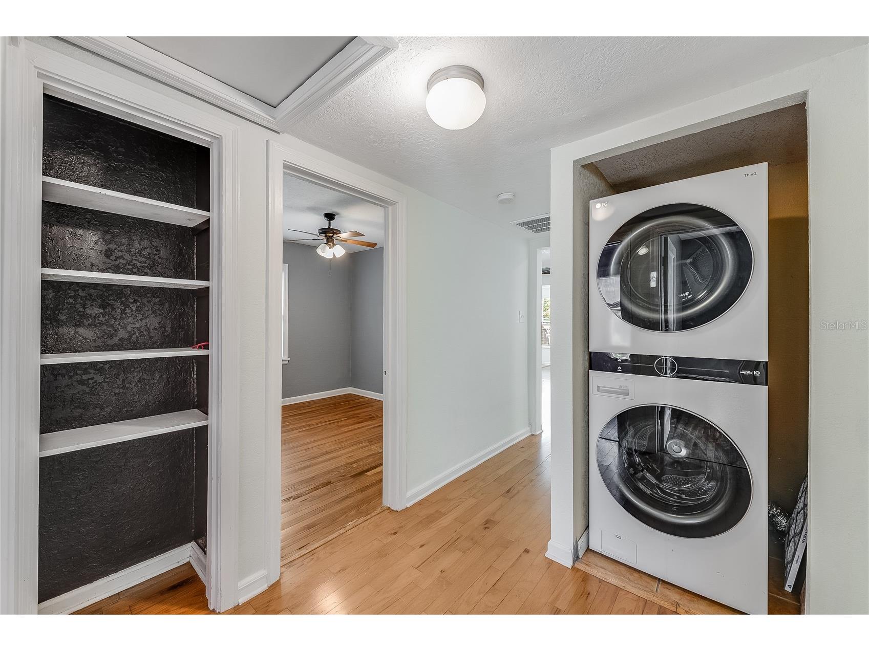 1010 W Berry Avenue Tampa FL 33603 TB8527927 image16