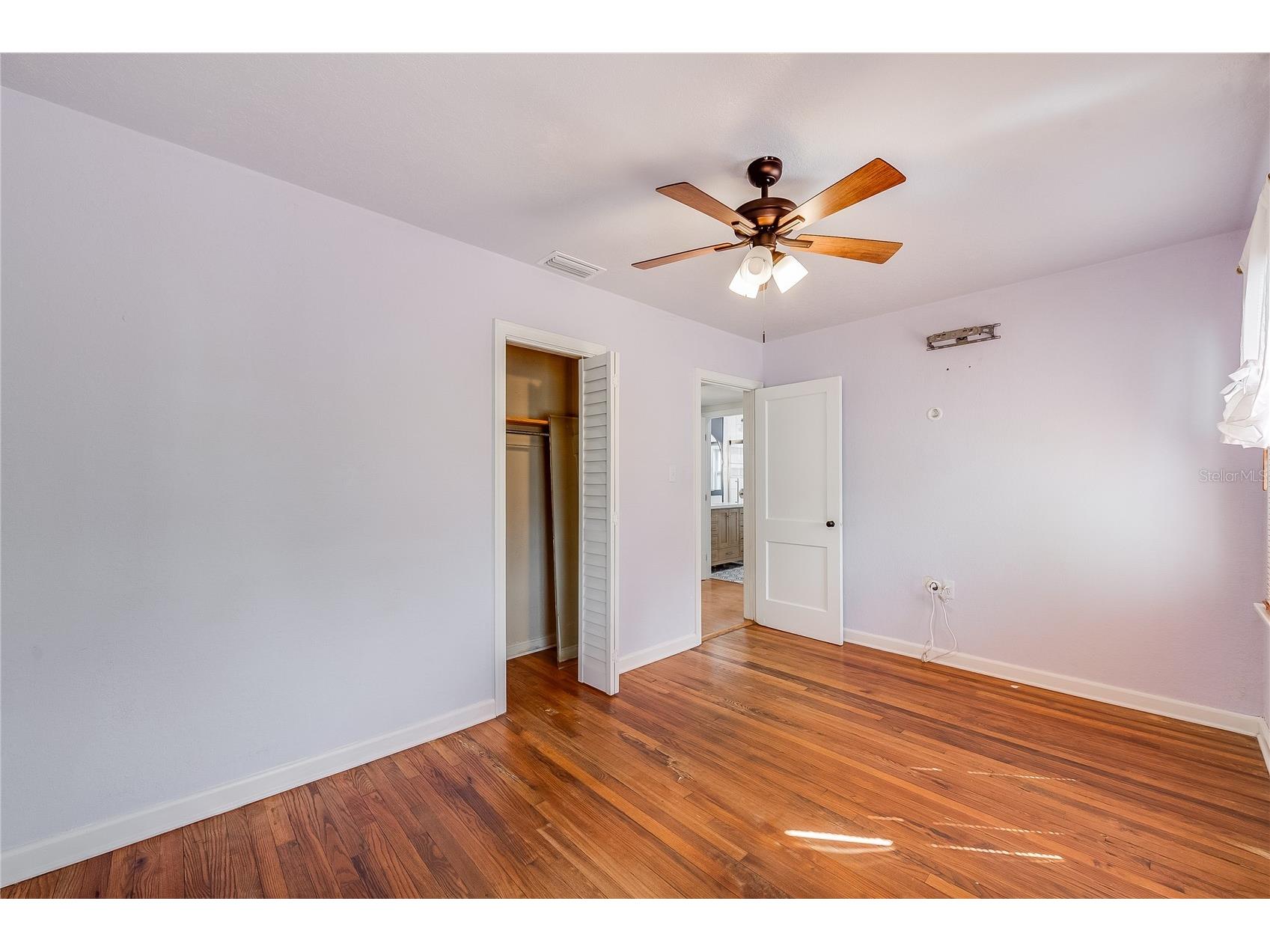 1010 W Berry Avenue Tampa FL 33603 TB8527927 image18