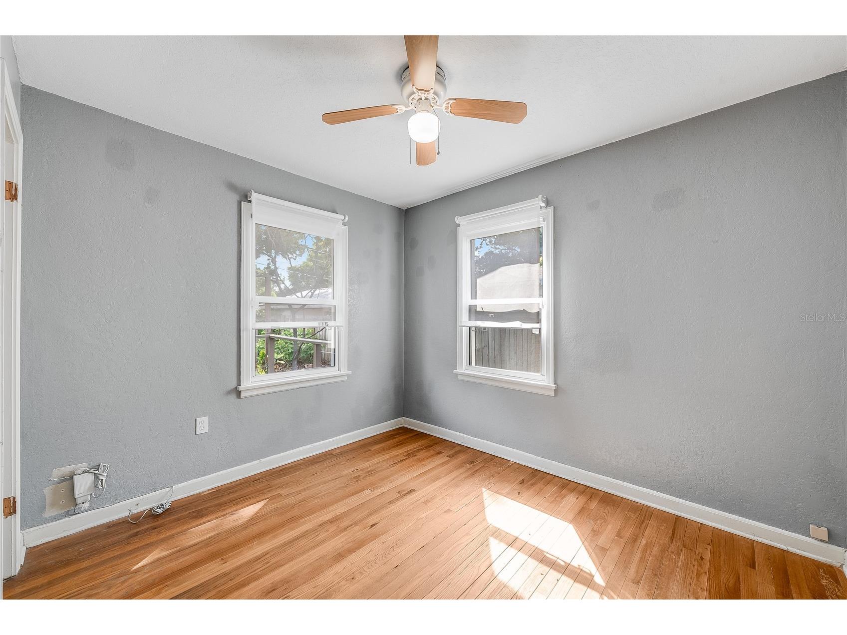 1010 W Berry Avenue Tampa FL 33603 TB8527927 image20