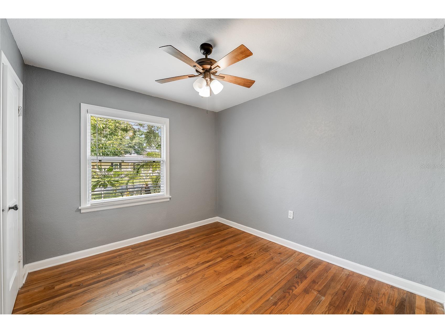 1010 W Berry Avenue Tampa FL 33603 TB8527927 image22