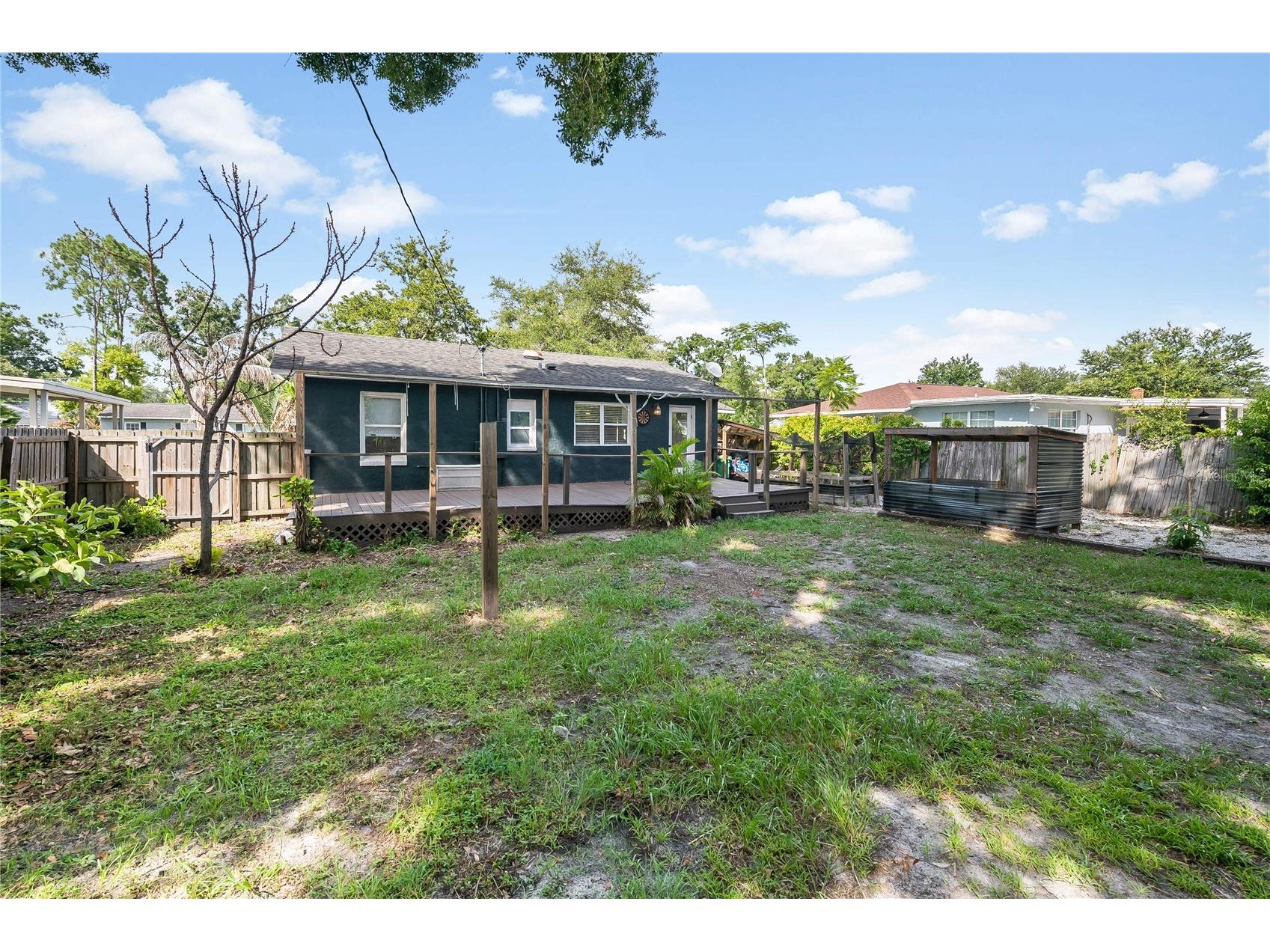 1010 W Berry Avenue Tampa FL 33603 TB8527927 image28