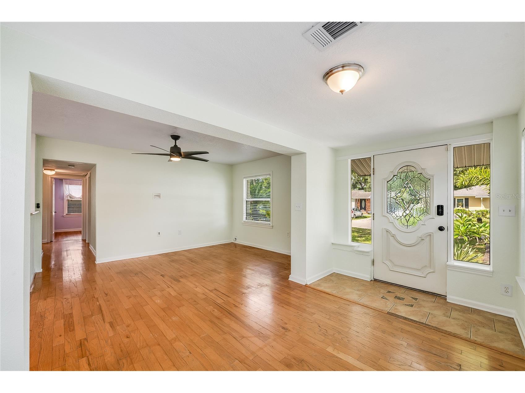 1010 W Berry Avenue Tampa FL 33603 TB8527927 image5