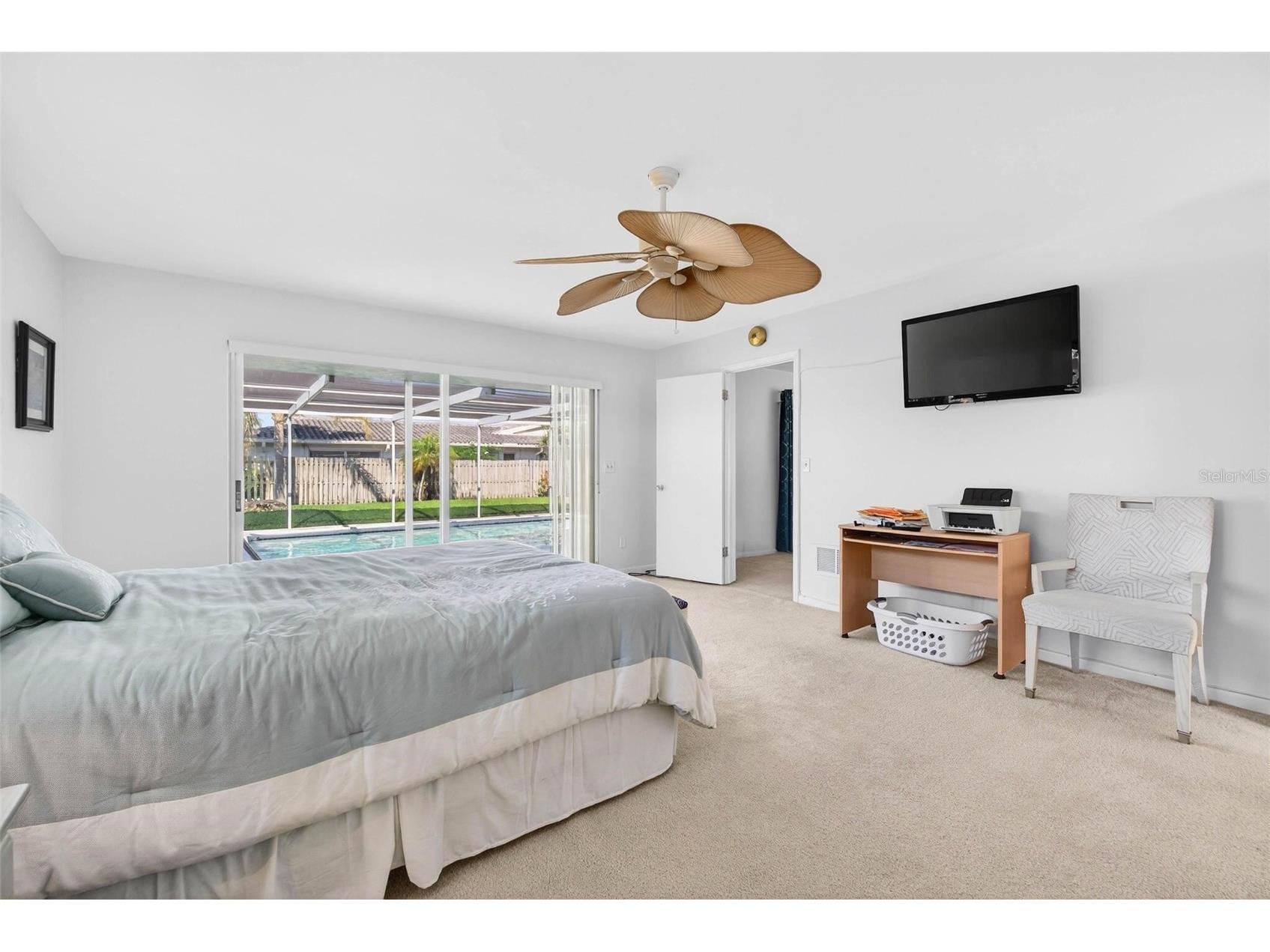 10100 Commodore Drive Seminole FL 33776 TB8491402 image15