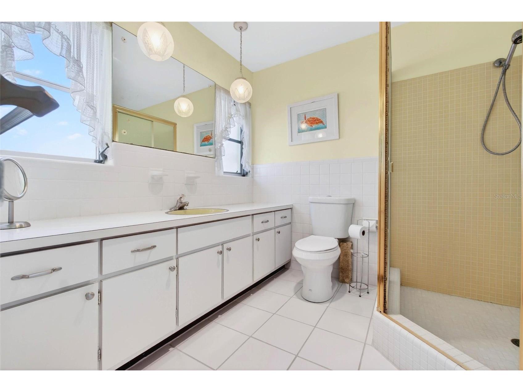 10100 Commodore Drive Seminole FL 33776 TB8491402 image24