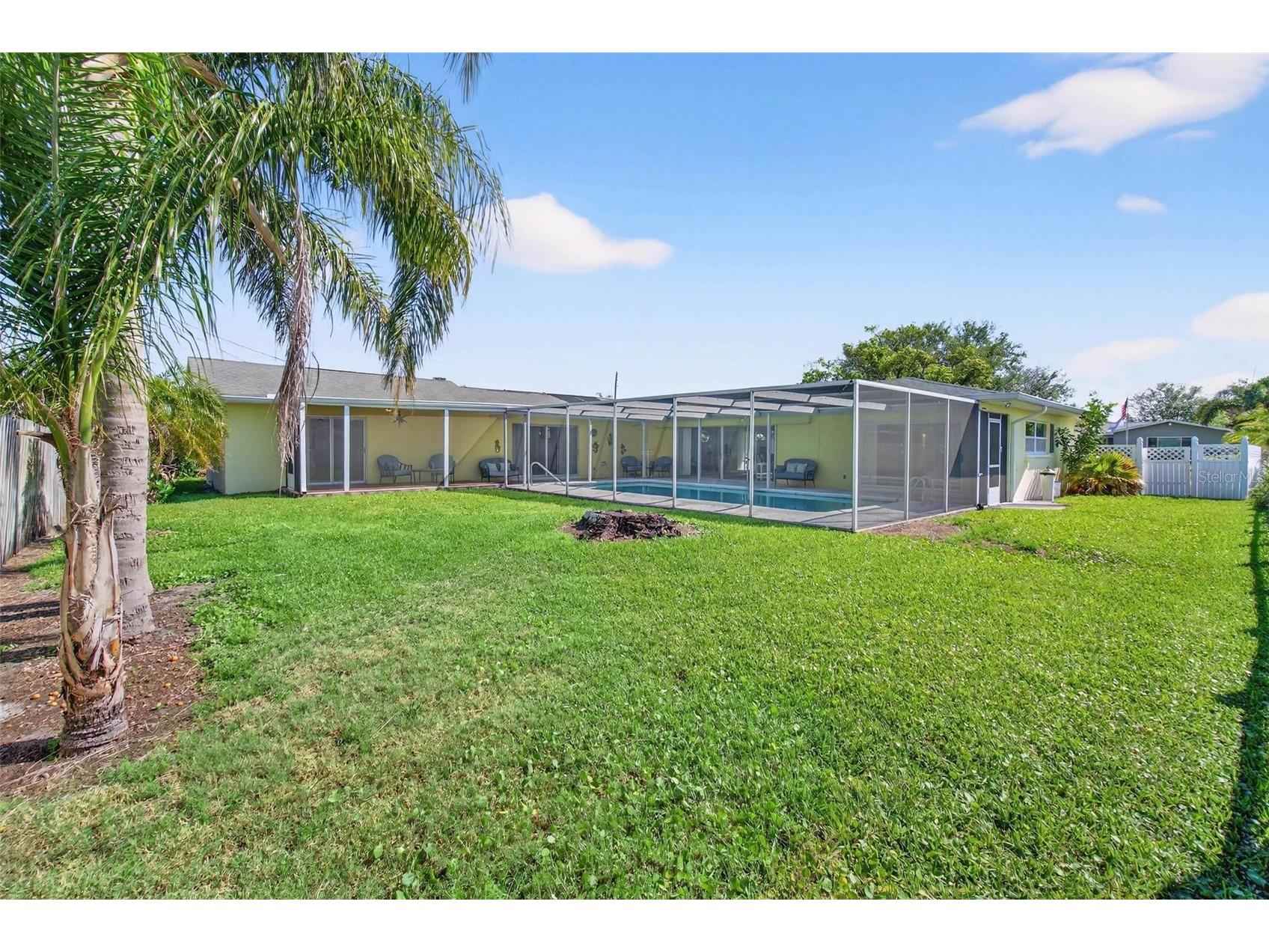 10100 Commodore Drive Seminole FL 33776 TB8491402 image37