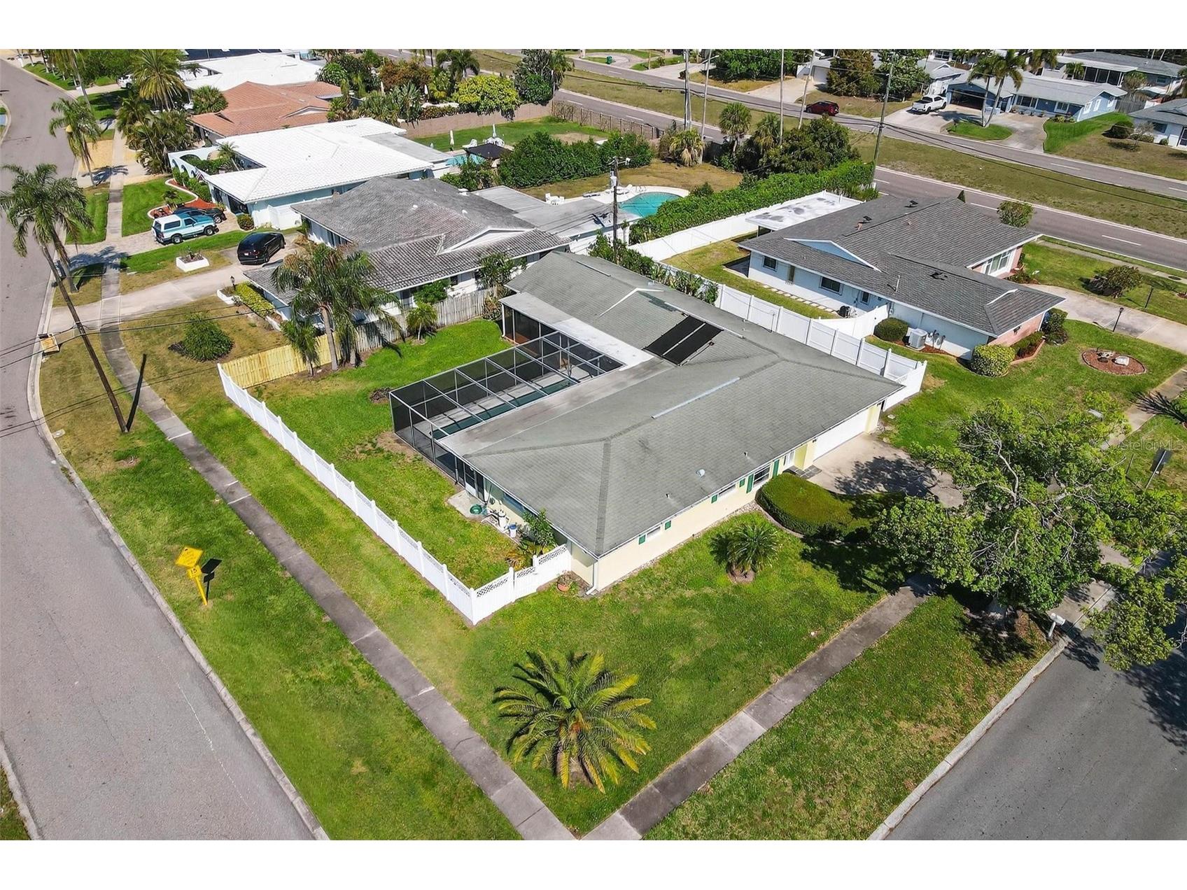 10100 Commodore Drive Seminole FL 33776 TB8491402 image39