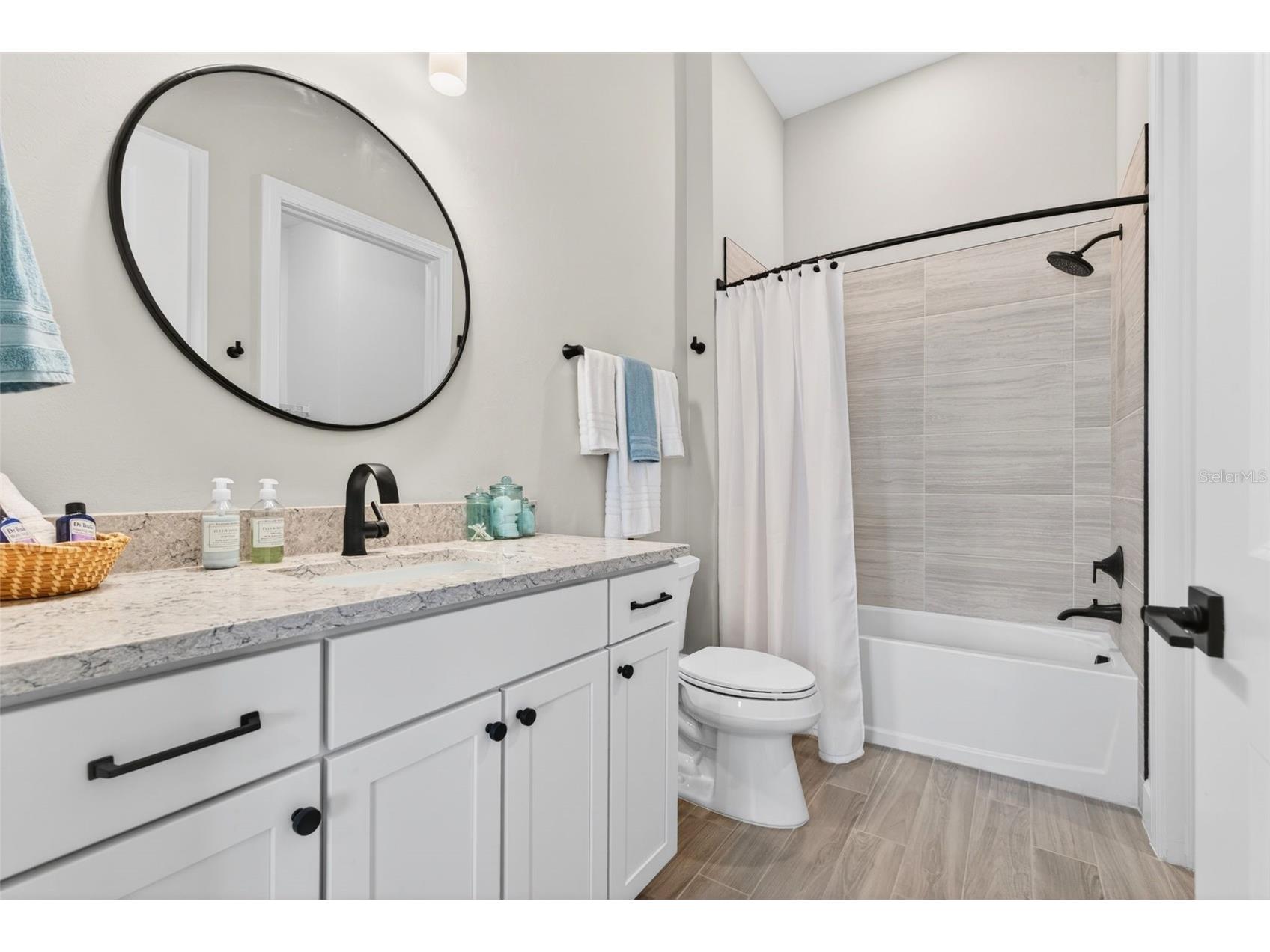 10100 Coral Shore Drive Englewood FL 34223 A4691237 image9