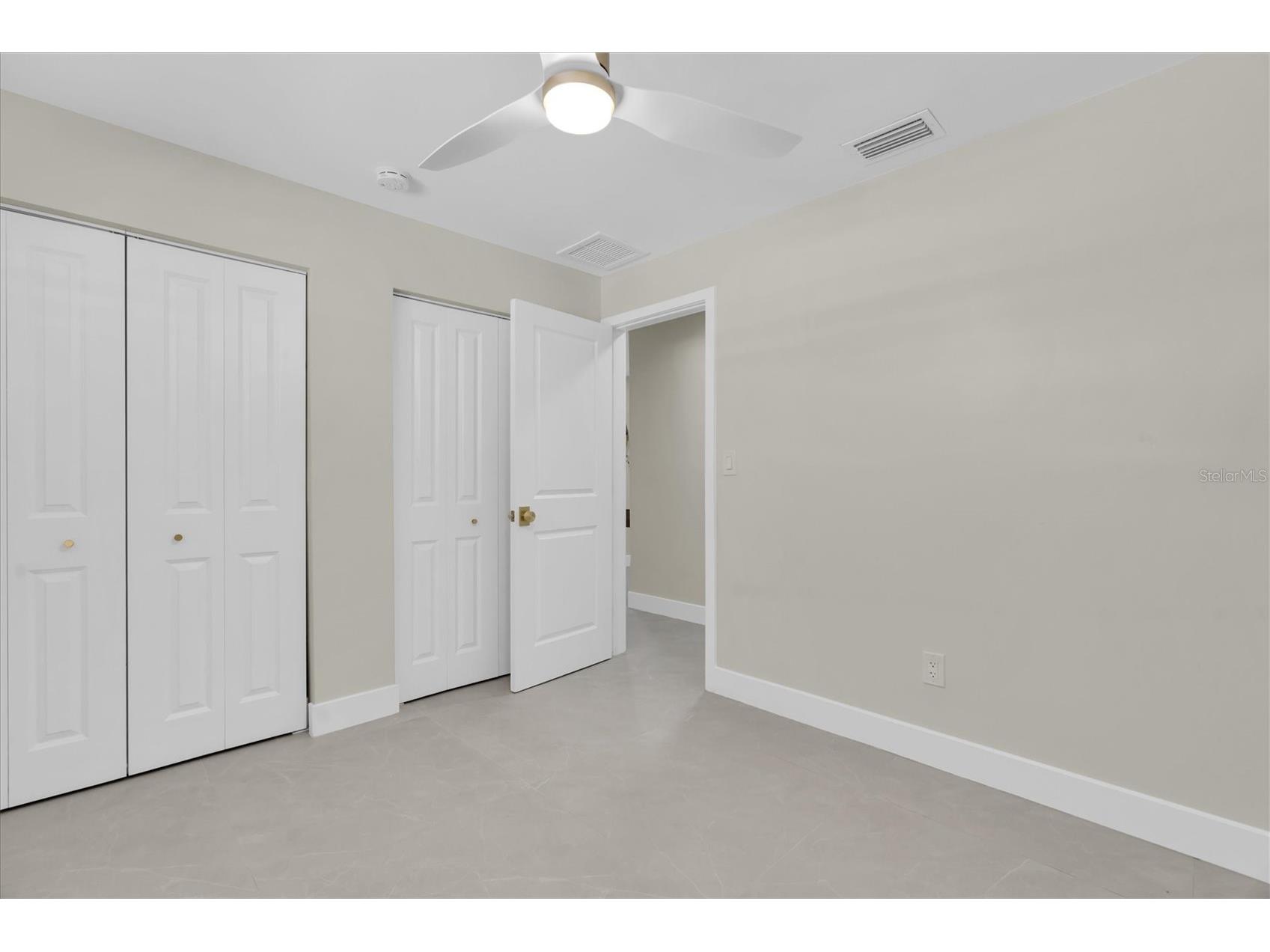 10100 Paradise Boulevard Treasure Island FL 33706 TB8471948 image26