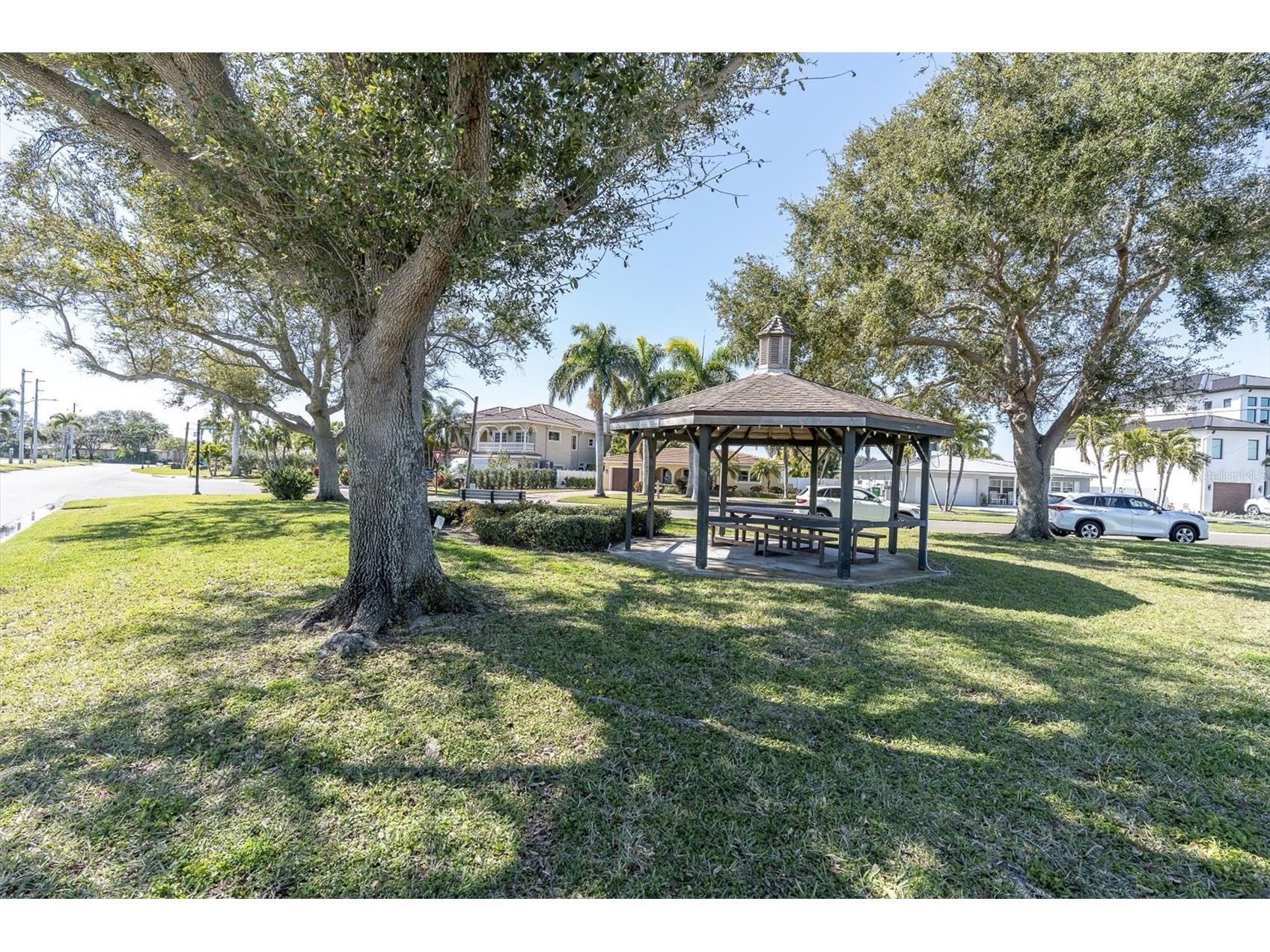 10100 Paradise Boulevard Treasure Island FL 33706 TB8471948 image33