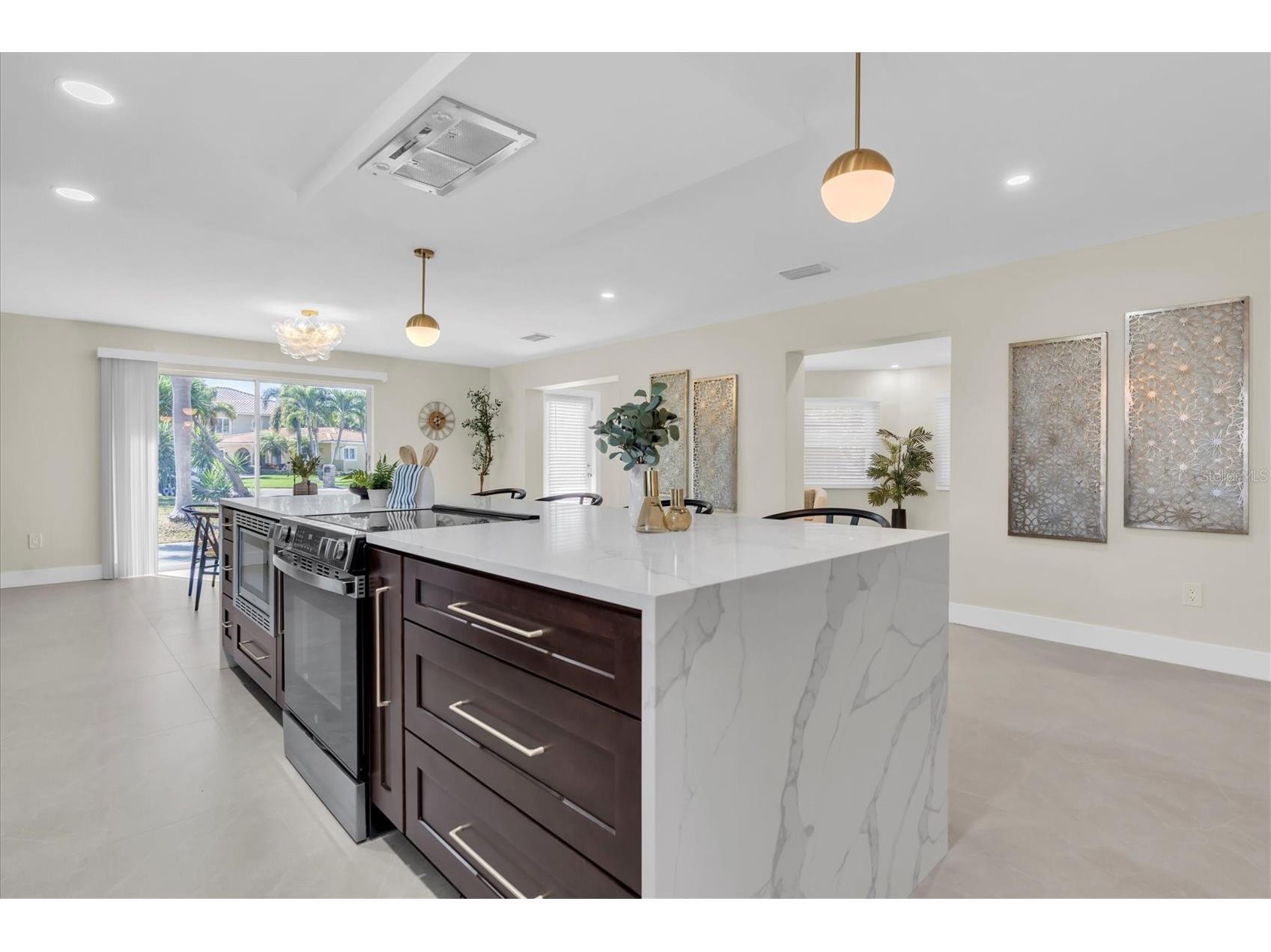 10100 Paradise Boulevard Treasure Island FL 33706 TB8471948 image7