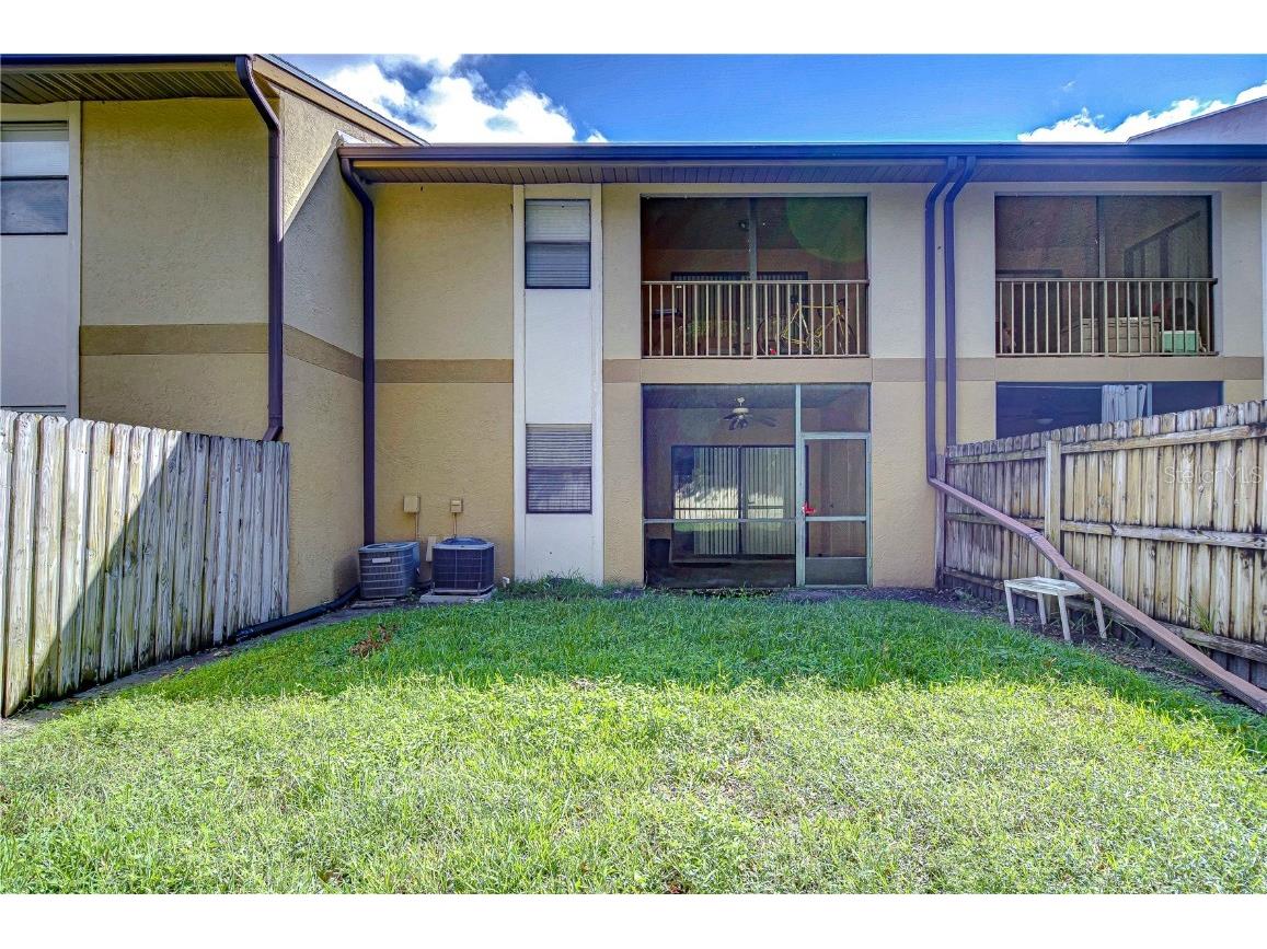 10100 Sailwinds Boulevard N #106 Largo FL 33773 TB8320801 image1