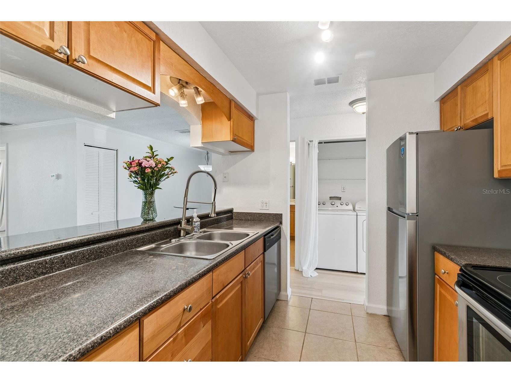 10100 Sailwinds Boulevard N #202 Largo FL 33773 TB8524082 image17