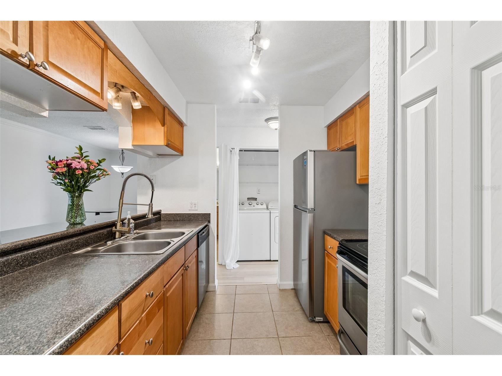 10100 Sailwinds Boulevard N #202 Largo FL 33773 TB8524082 image3